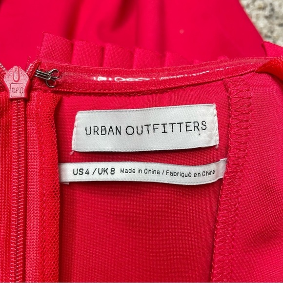 Urban Outfitters Red Ruffle Off The Shoulder Shorts One Piece Romper 4 - Picture 5 of 11